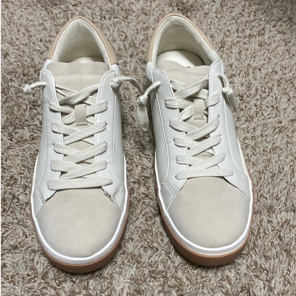dv by Dolce Vita Zina Harryson Sneakers, size 9.5